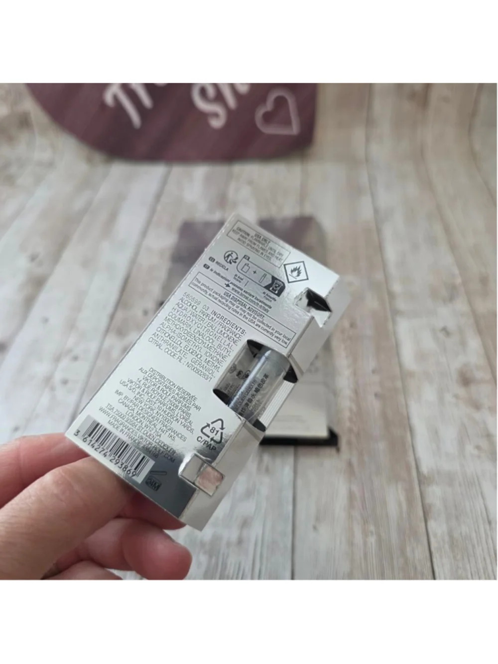Men's Viktor & Rolf Spicebomb Metallic Musk samples